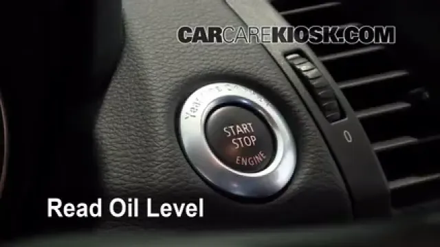 2009 BMW 135i 3.0L 6 Cyl. Turbo Coupe Aceite Controlar nivel de aceite